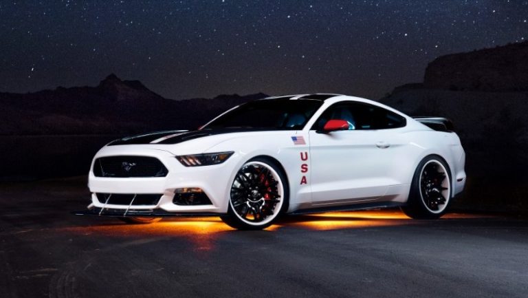 Ford Mustang Apollo Edition во чест на мисиите во вселената