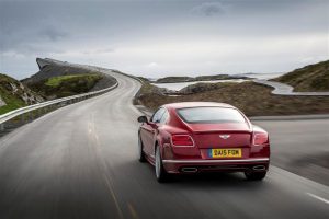 „Continental“ затоа што може да совладува цели континенти без возачот и патниците да почувствуваат замор меѓу лускузните хотели и вили