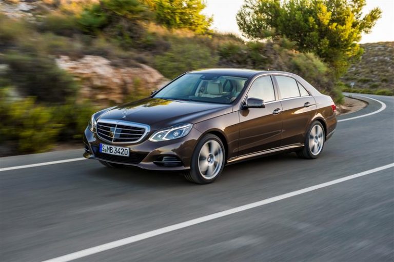 Јубилеј на Mercedes E-Class: 13 милиони од најпродаваниот автомобил со ѕвезда
