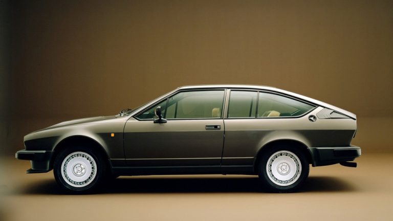 Читателите на „Motor Klassik“ ја избраа Alfa Romeo GTV6 за „италијански класик“