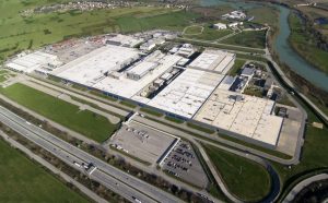 Фабриката на Toyota во Турција е трета во мрежата погоно што произведува хибридни модели на марката. Моментно тука се произведуваат Corolla и Verso
