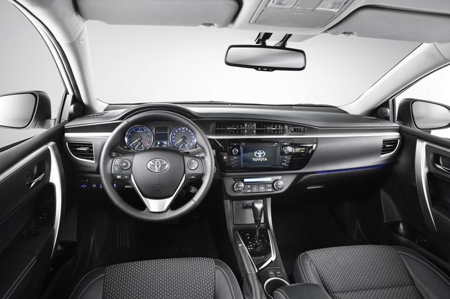 2013_Corolla_Detail_13__mid
