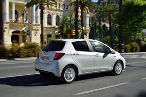 2014_YARIS_HYBRID