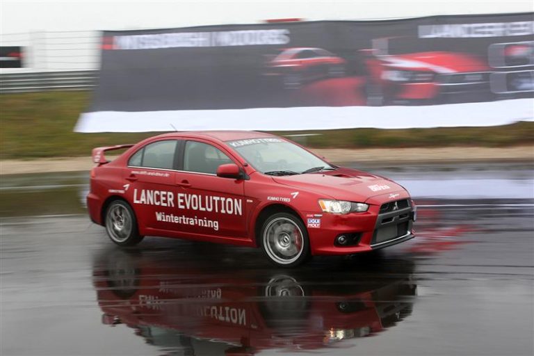 Mitsubishi ќе го замени Lancer Evo со екстремен спортски кросовер