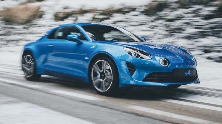 Alpine A110: Автомобилот што (ниту) Renault не ќе го направеше подобро