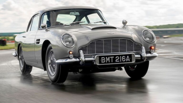 Aston Martin DB5 Continuation 00001