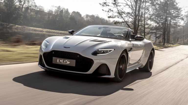 Aston Martin DBS Superleggera Volante