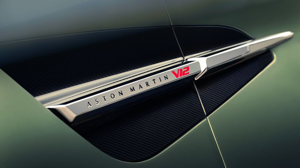 Aston_Martin_Vanquish_Volante v12 znacka