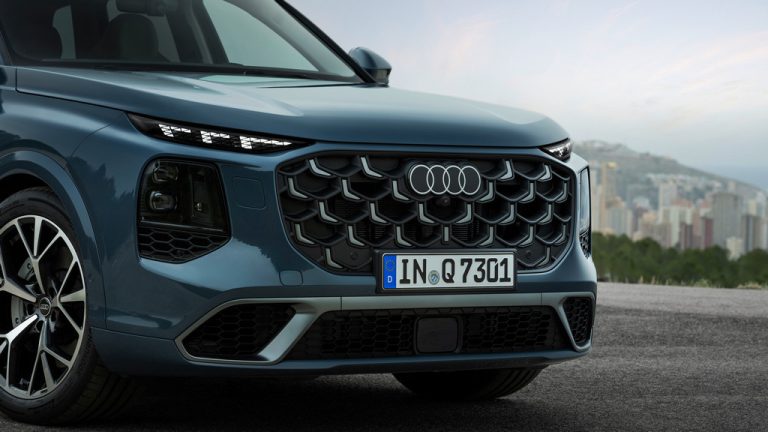 Трета генерација на успешниот SUV: новиот Audi Q7 ги обединува разновидноста и перформансите