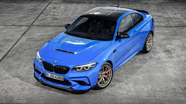 BMW M2 CS