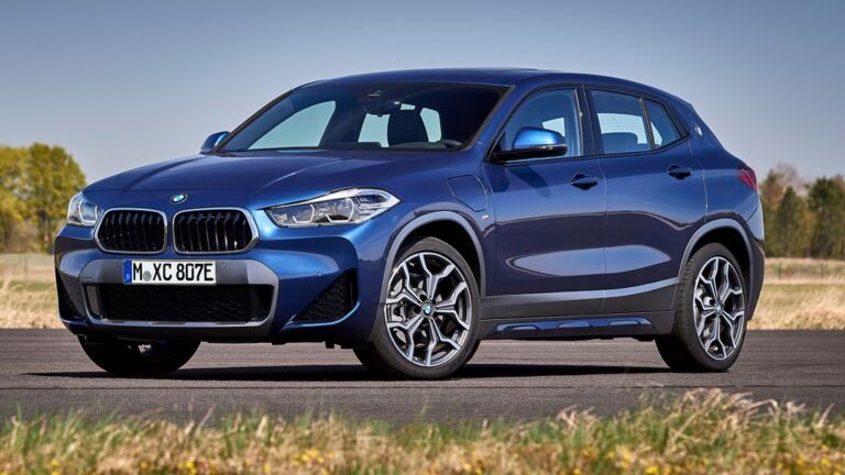 BMW X2 xDrive25e