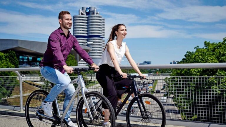 Секој петти инженер на BMW доаѓа на работа со велосипед