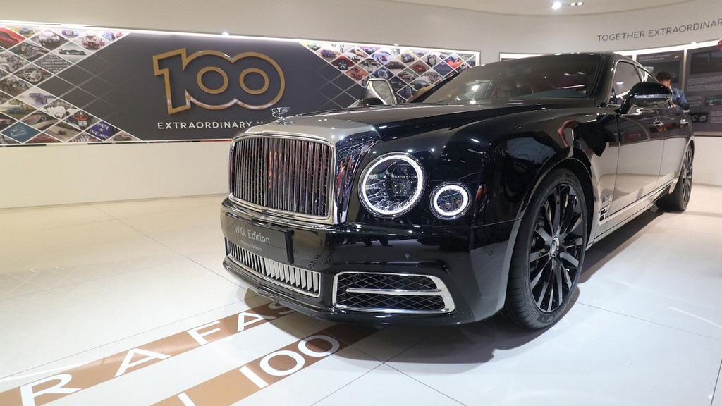 Bentley 100 Zeneva 110