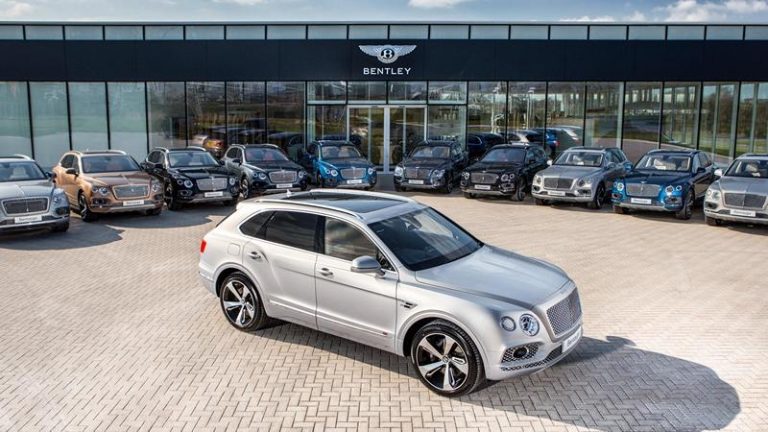Испорачани првите примероци од Bentley Bentayga