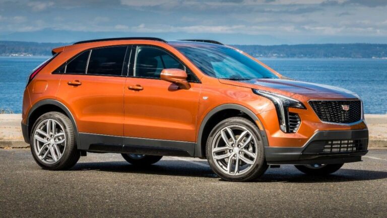 Cadillac-XT4