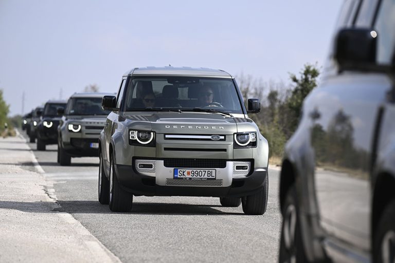 АВАНТУРА СО DEFENDER, ДЕСТИНАЦИЈА КОЗЈАК