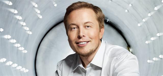 Elon-Musk-EoY-opener-pan