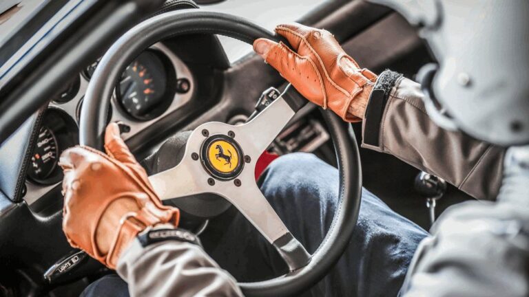 Ferrari нуди возење на своите историски модели во Фиорано