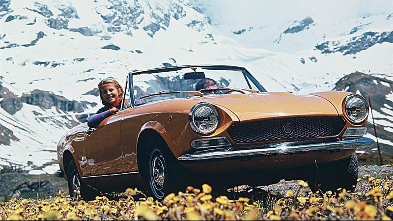 Fiat_124SportSpider1969-1982
