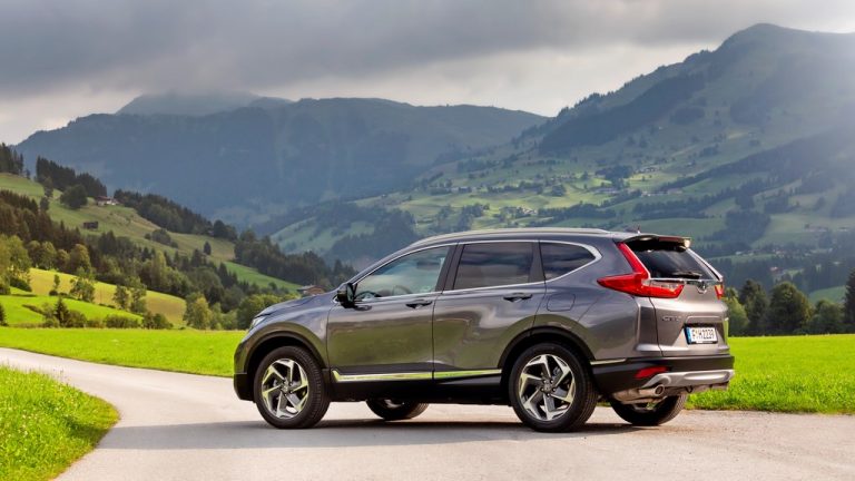 Како вози хибридот на Honda без потреба од менувач?
