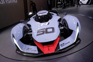 Hyundai N 2025 Vision Gran Turismo е парадниот автомобил како најава за новата спортска подмарка N Performance