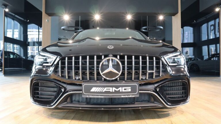 Mercedes-AMG GT 63 стар една година со 100.000 евра „попуст“