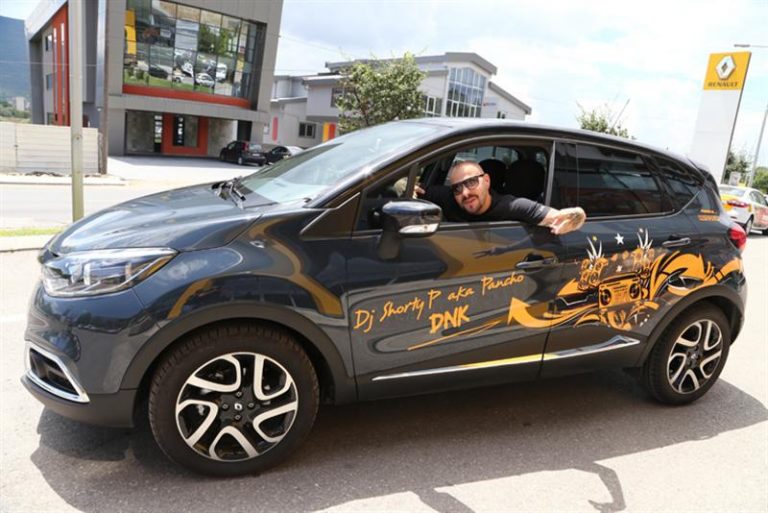 Диџеј Шорти во летен работен поход со Renault Captur