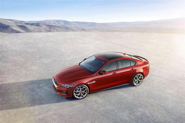 Први фотографии од новиот Jaguar XE
