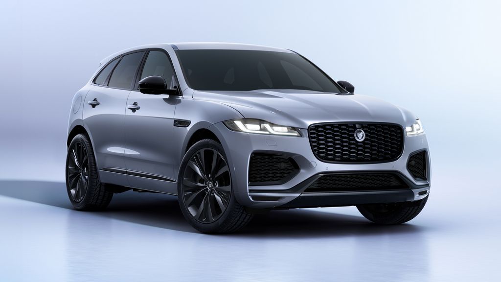 Jaguar F-PACE-90 th