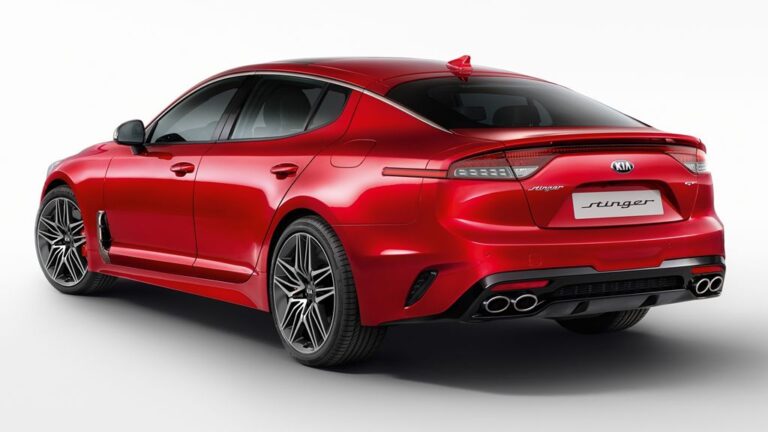Kia Stinger подобар „кватропорте“ и од Maserati