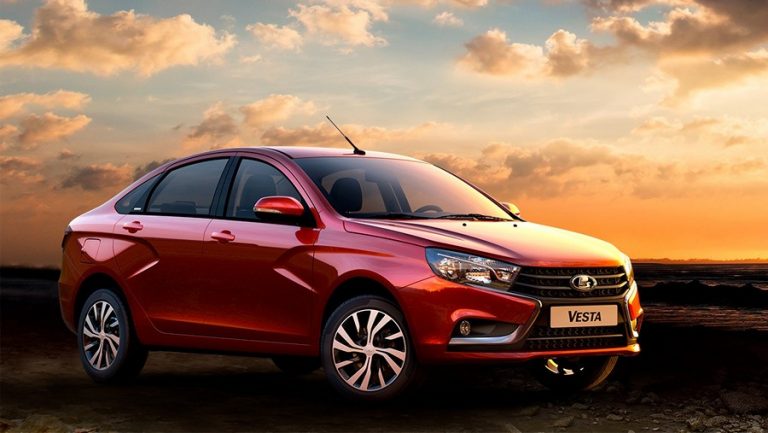 Топ 10 Најпродавани автомобили во Русија, Lada Vesta