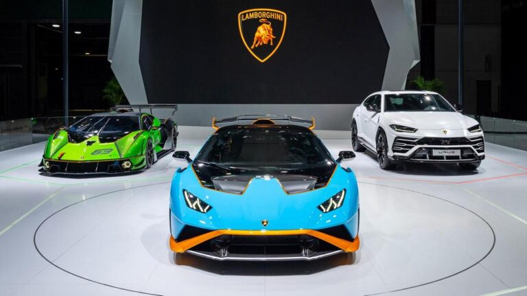 Lamborghini со три премиери на салонот во Шангај