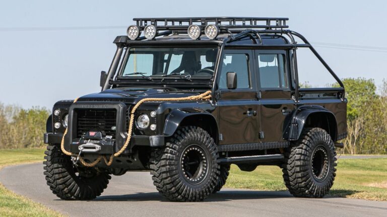 Land Rover Defender Spectre