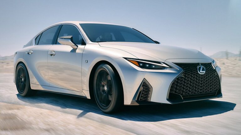 Lexus IS од планетата на такуми-мајсторите, нова генерација