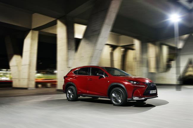 Lexus_NX_FSP_08_DPL_2014__mid