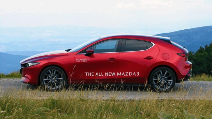 тест Mazda3 2.0 Skyactiv-G M Hybrid