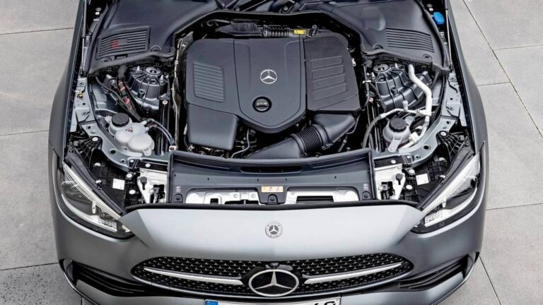 Новиот Mercedes C-Class најдетално: Електромотор во сите погонски изведби