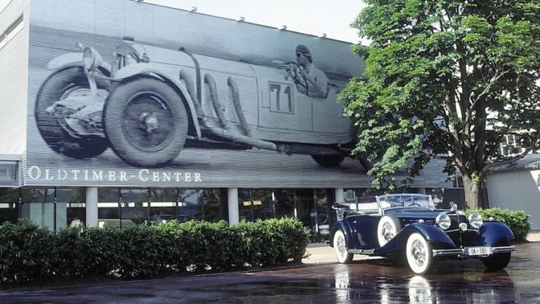 Mercedes Classic Center 25 godini