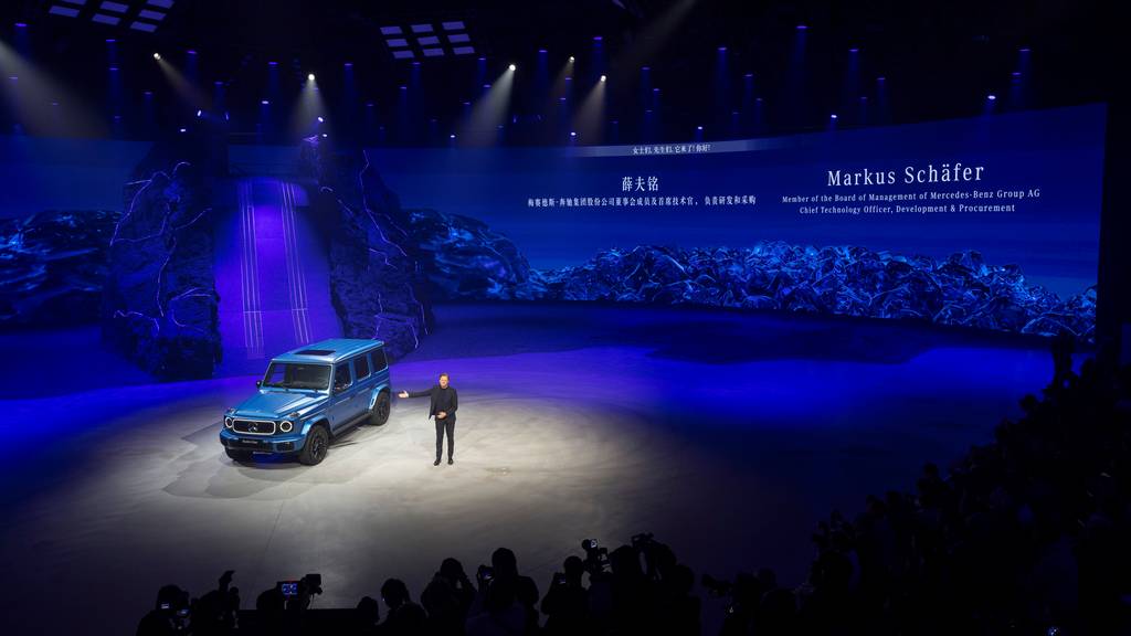 Mercedes G 580 EQ 00008
