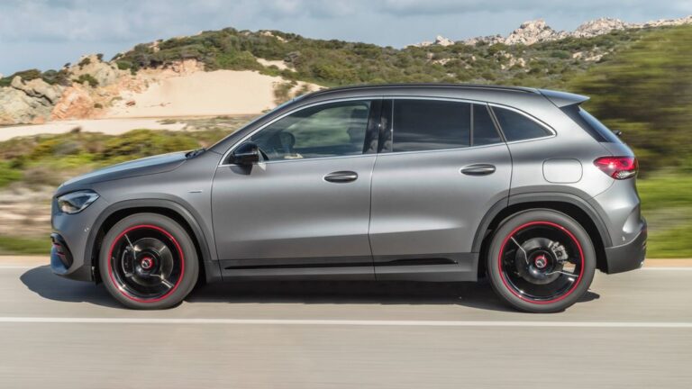 Mercedes GLA