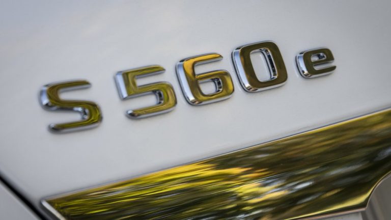 Mercedes S 560 e
