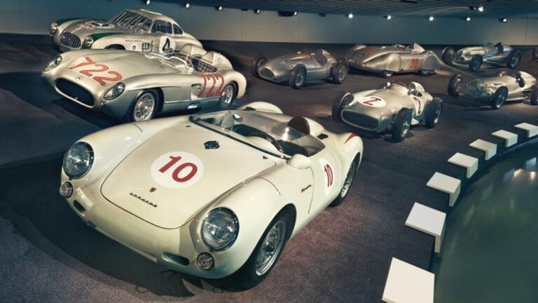 Mercedes честитка Porsche музеј