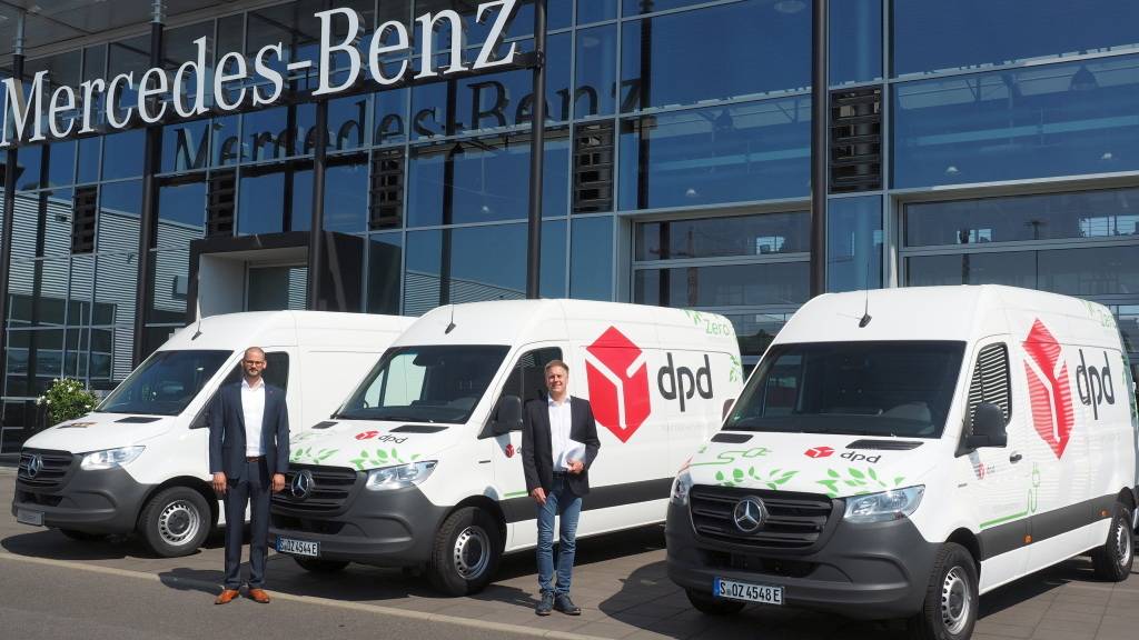Mercedes започнува со испораки на електричниот eSprinter