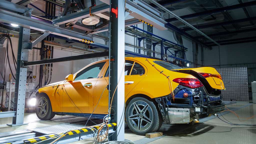 Mercedes рентгенска снимка краш тест