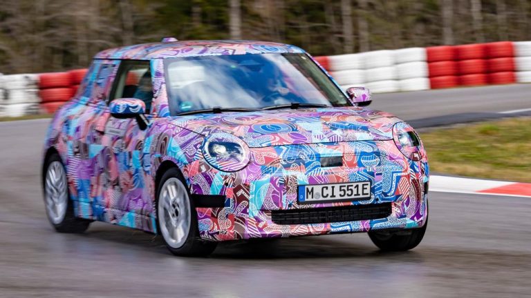 Mini Cooper ја стартува петтата генерација со погон на струја