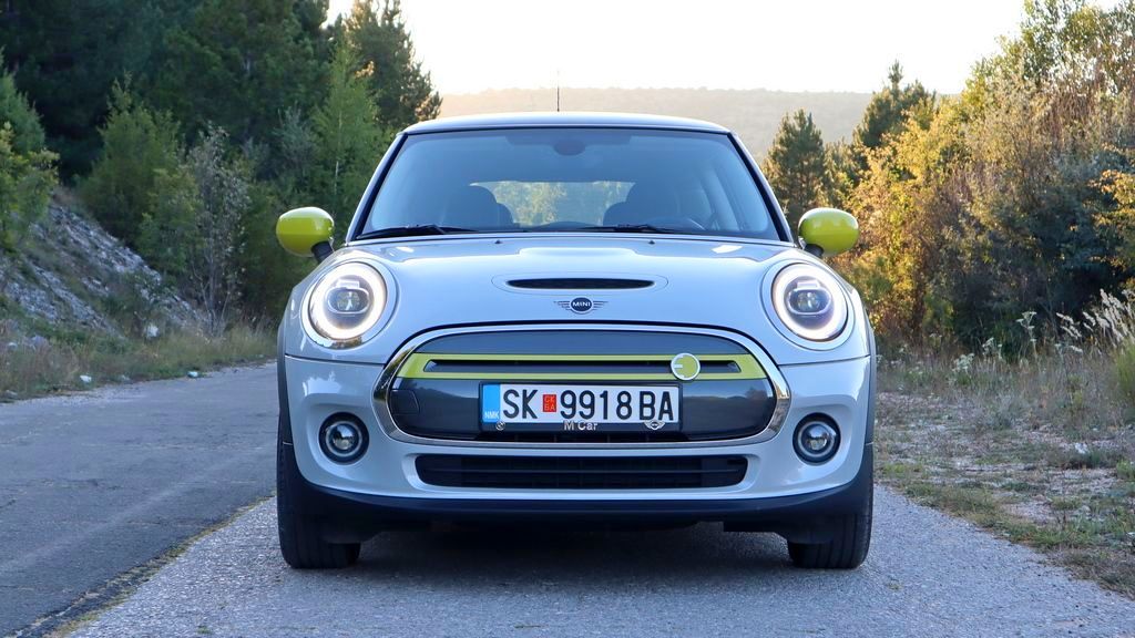 Mini Cooper SE електричен автомобил тест насловна 1 Mini Cooper SE електричен автомобил тест