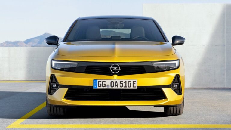 Новата Opel Astra: Самоуверена, електрифицирана и ефикасна