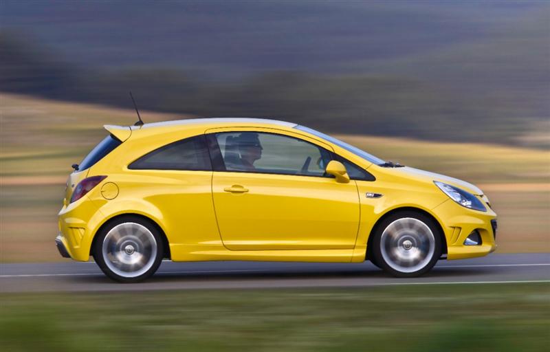 Opel-Corsa-266438-medium