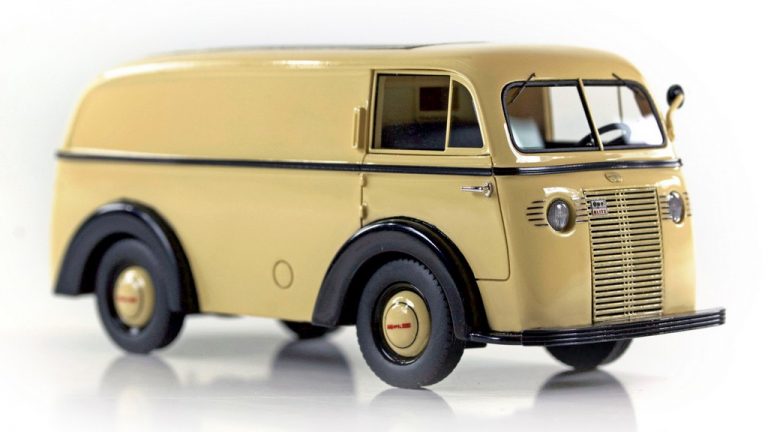 Тоа ќе беше Opel Vivaro во 1930-те години