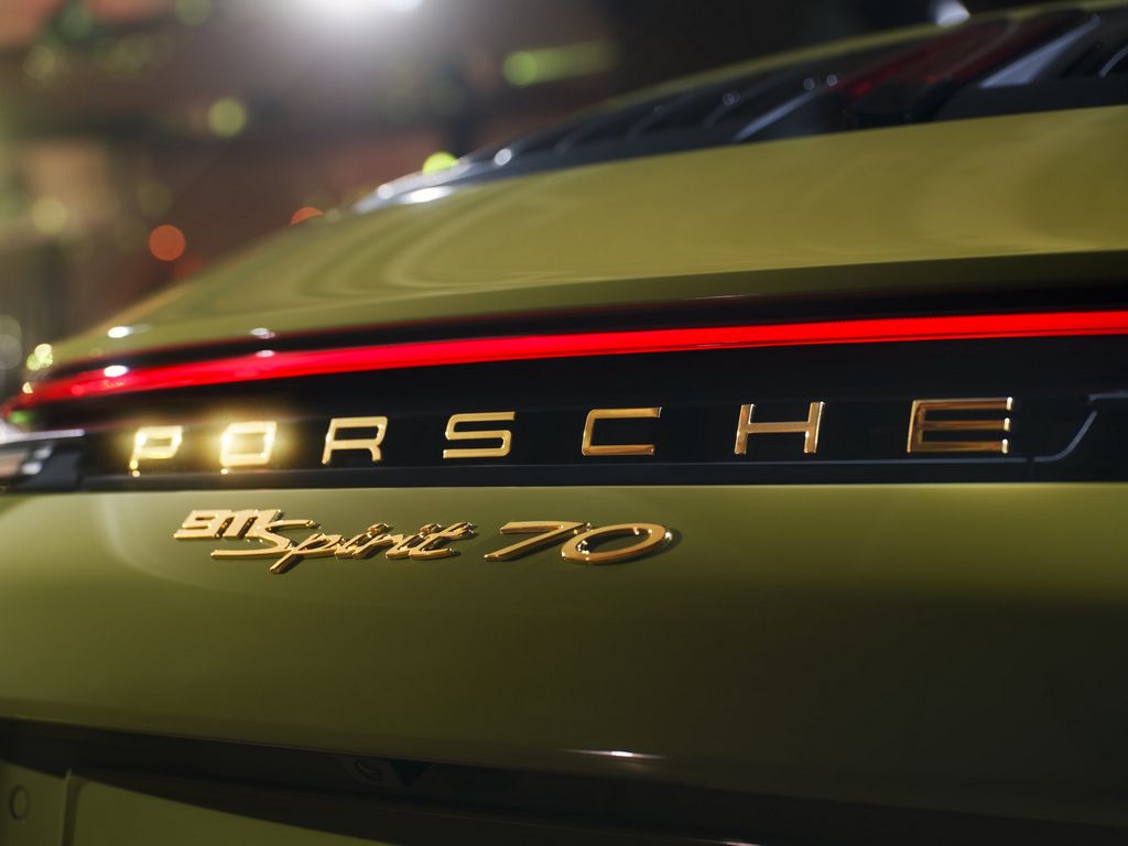 Porsche 911 Spirit 70 00011